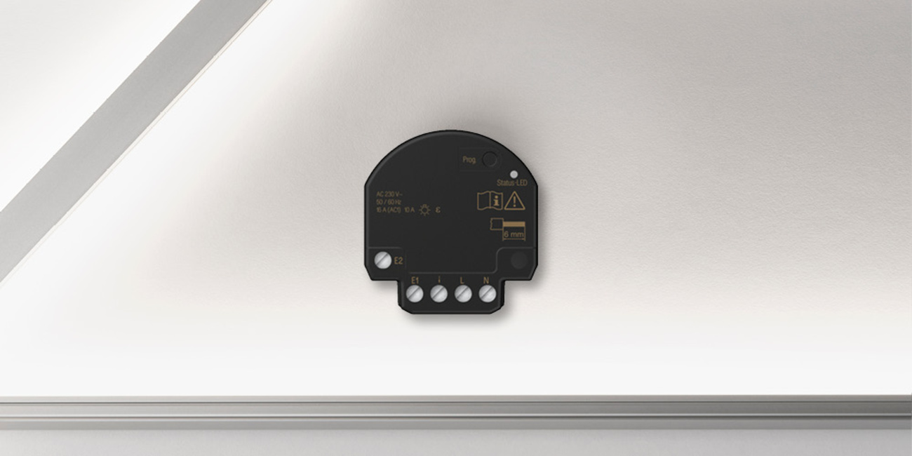 JUNG HOME Jalousieaktor Mini bei ERCEG GmbH in Hanau